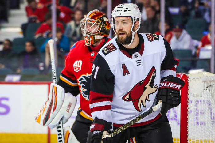 derek-stepan-coyotes